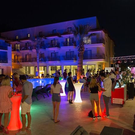 Palmera Hotel Kuşadası Buitenkant foto