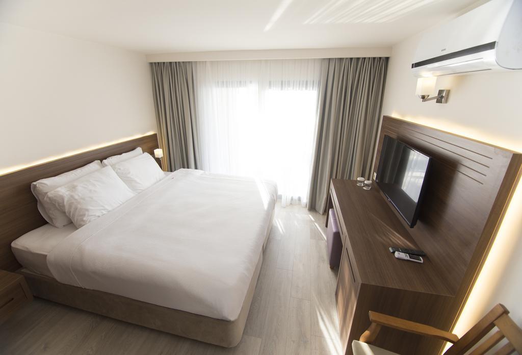 Palmera Hotel Kuşadası Kamer foto