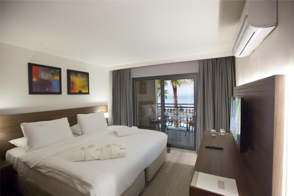 Palmera Hotel Kuşadası Buitenkant foto